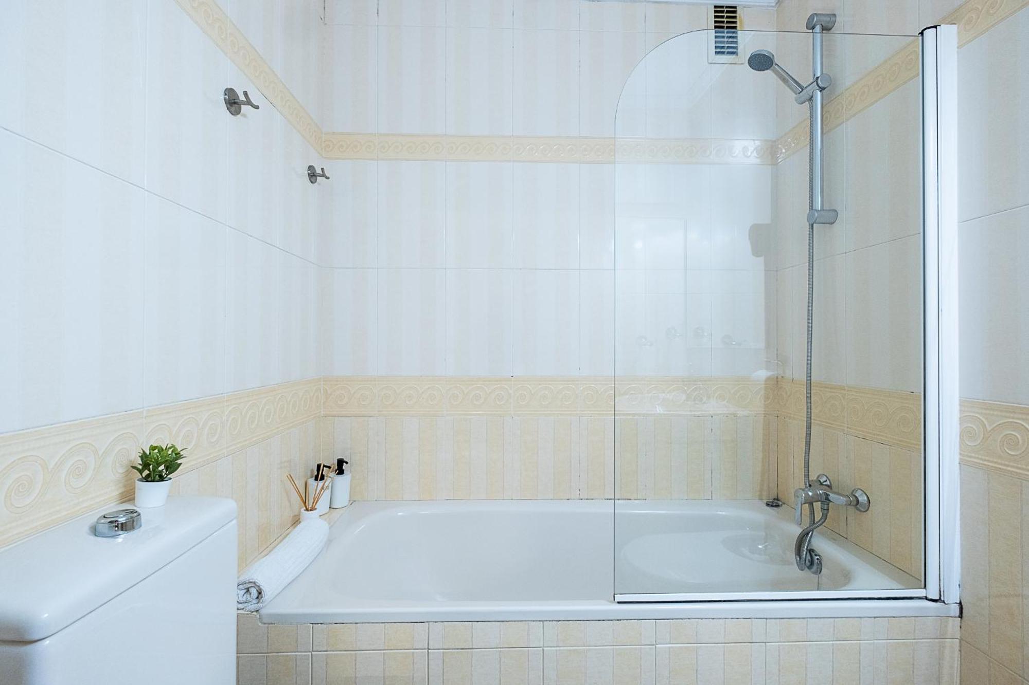 Apartamento New Folch Sevilla A Buitenkant foto