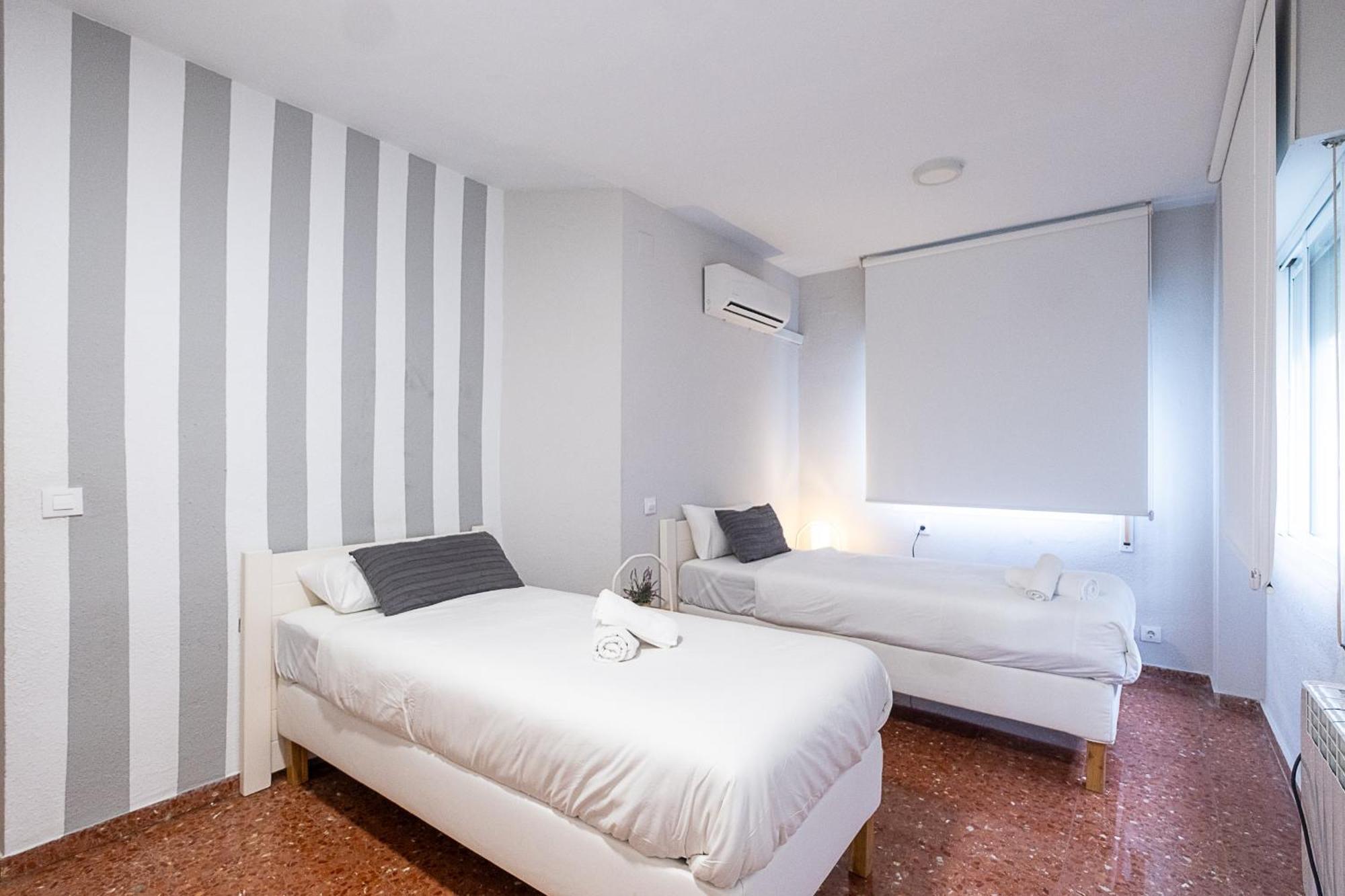 Apartamento New Folch Sevilla A Buitenkant foto